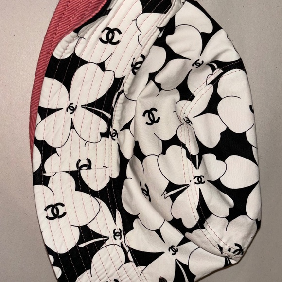 Chanel bucket hat - Picture 1 of 1